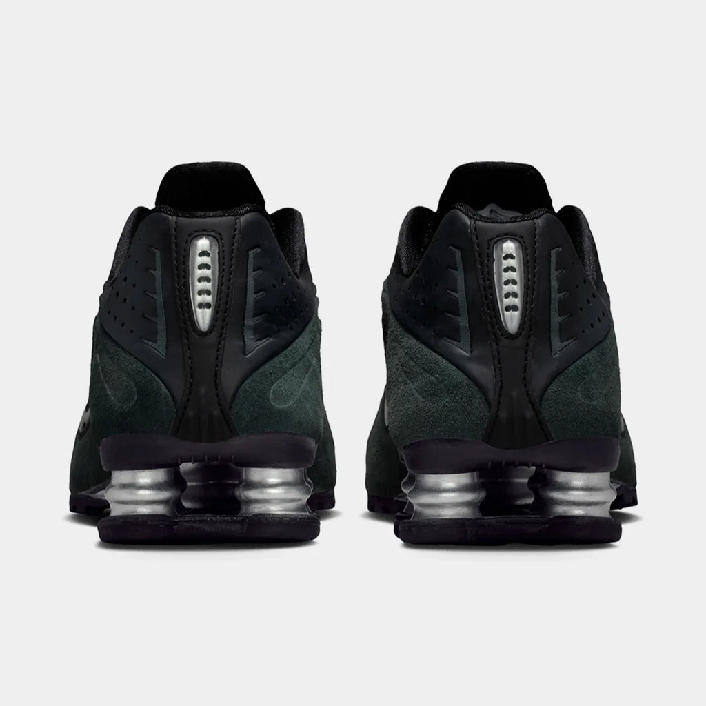 Nike Shox R4 Seaweed Green heel with Shox cushioning columns