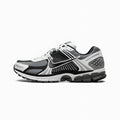 Nike Zoom Vomero 5 SE SP 'Black/Metallic Silver'